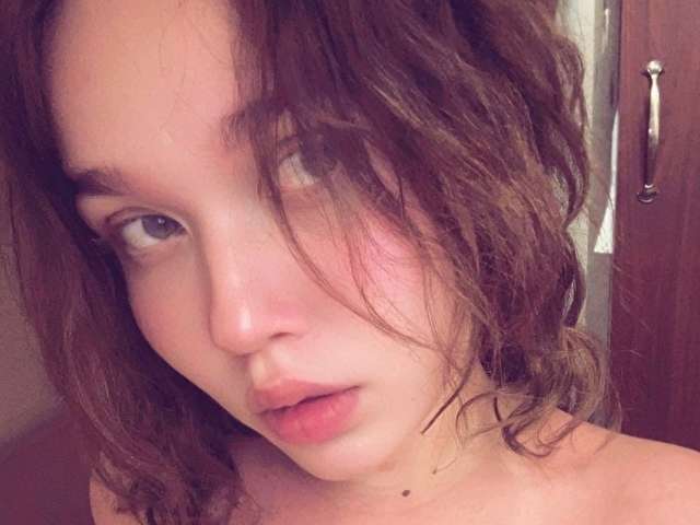 VIRELYA1 free sexy photo