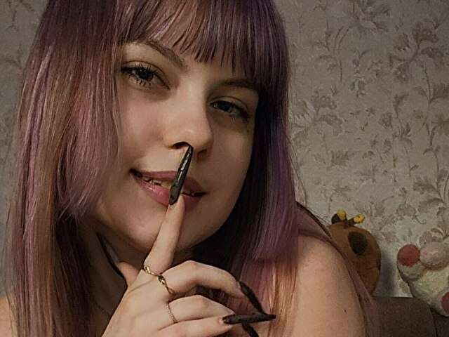 LOVELYKRISTI1 free sexy photo
