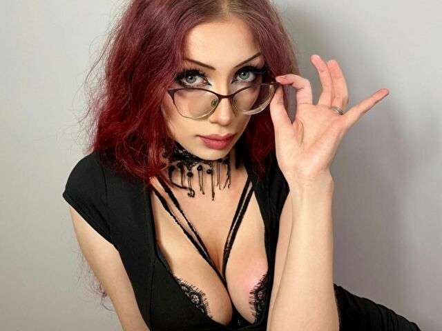 TESSDOLLY free sexy photo