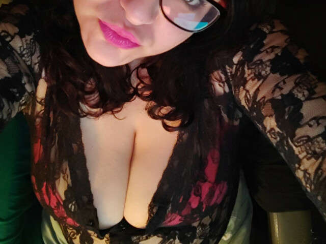 MERYLINNN free hard sexy photo