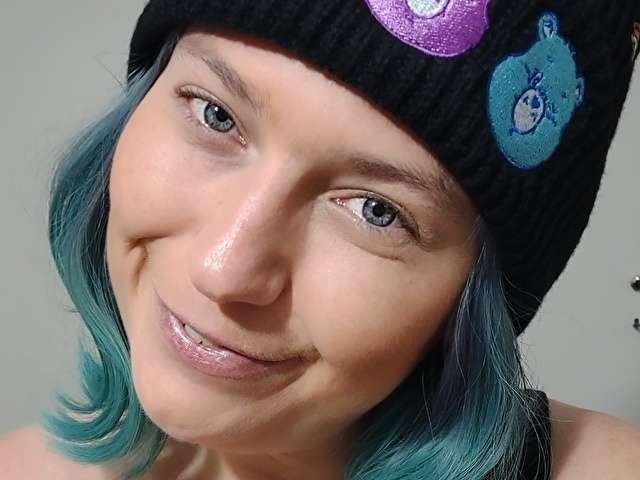 MYSTERYWOMAN free sexy photo