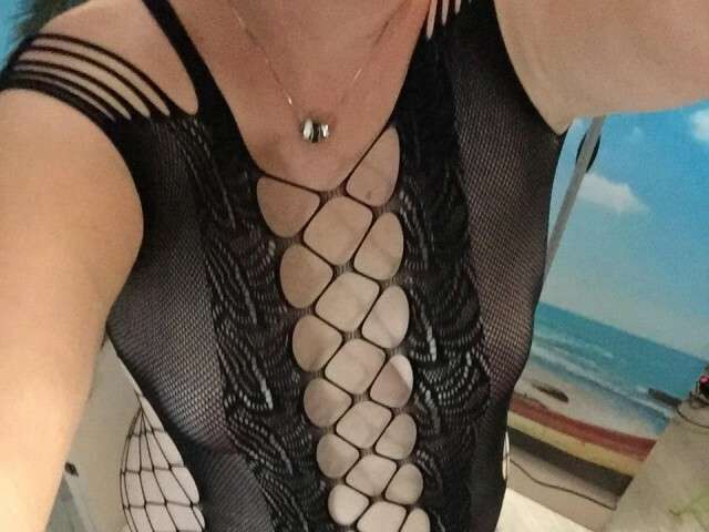 SOFIE free hard sexy photo
