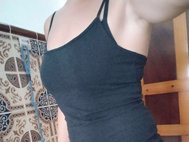 LADOMINANTE free sexy photo